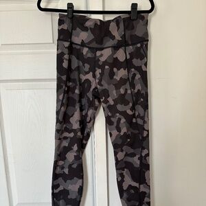 Grey camo Athleta leggings